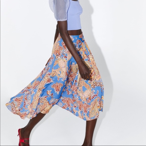 ZARA Tied Print Skirt - Picture 3 of 6